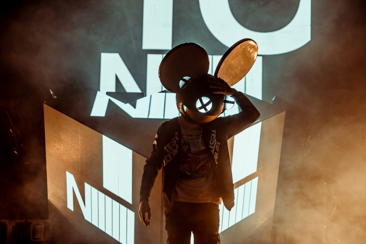 2 x SOLD OUT Red Rocks